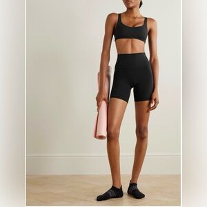 LULULEMON Free To Be - Wild 
black sportsbra size 6